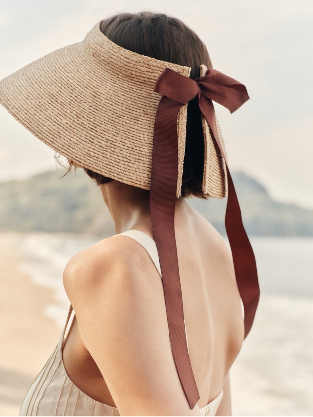 New with tags Jenni Kayne Shore Raffia Visor in Natural.